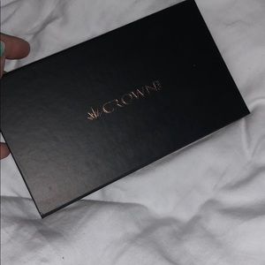 Crown Brush Fuego Eyeshadow Pallette